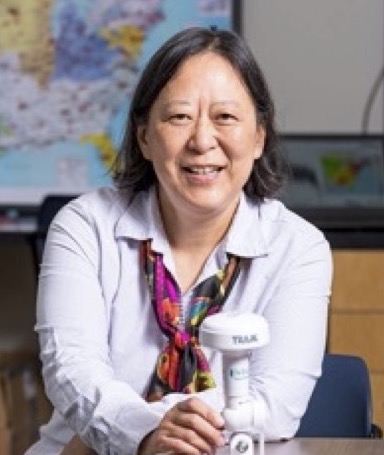 photo of Dr. Yilu Liu